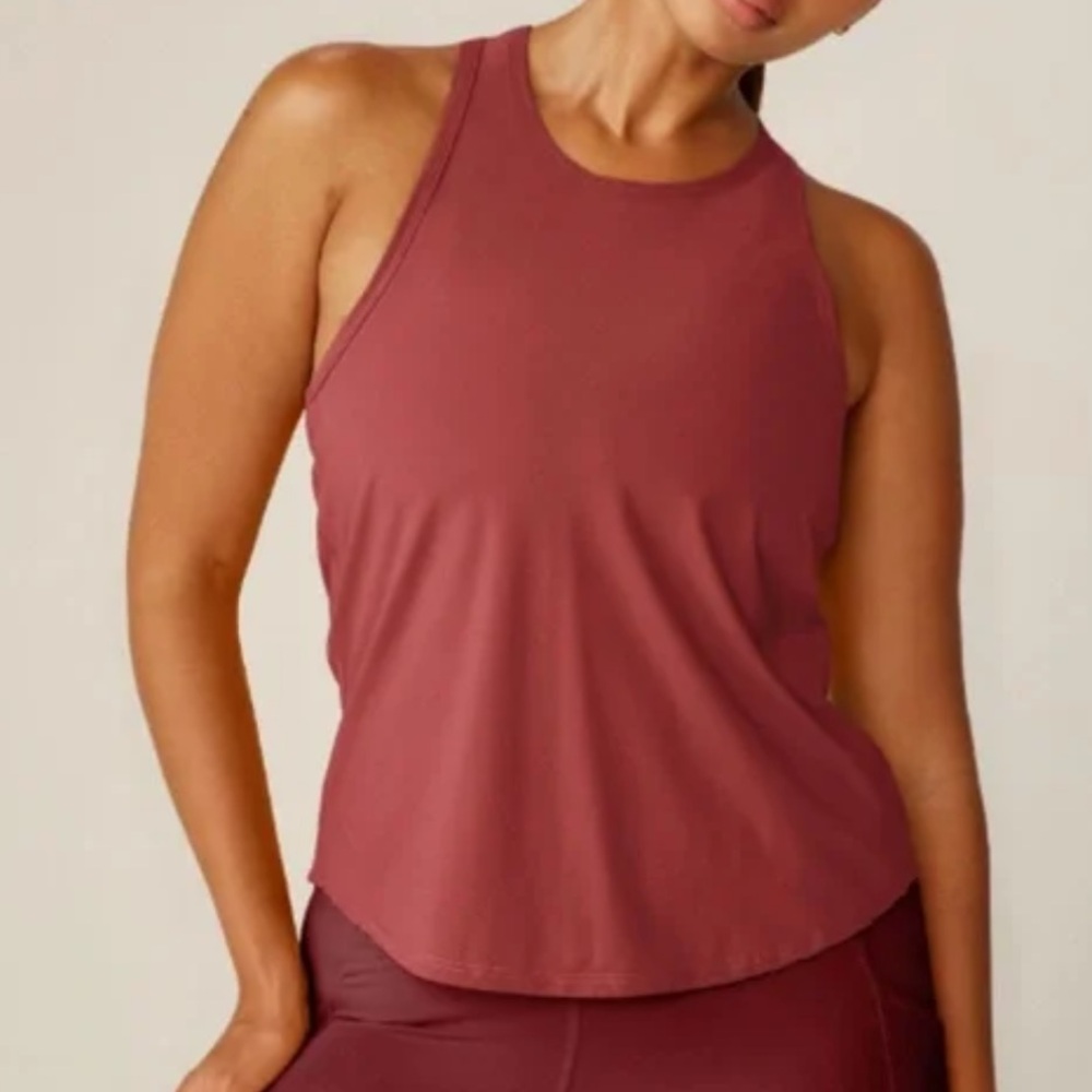 NWT Beyond Yoga Performance Knit Resilient Tank Top Women’s XS Wine Activewear